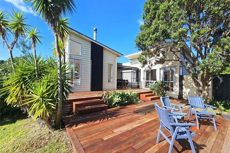 Photo of property in 143 The Fairway, Matarangi, Whitianga, 3592