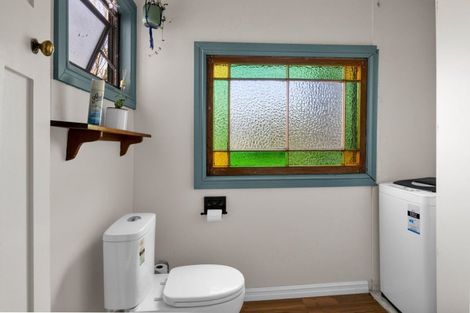 Photo of property in 1 Campbell Street, Hawera, 4610