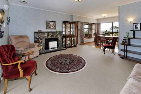 Photo of property in 4a Roland Hill, Glen Eden, Auckland, 0602