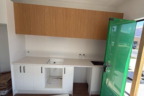 Photo of property in 107 Howden Drive, Jacks Point, 9371