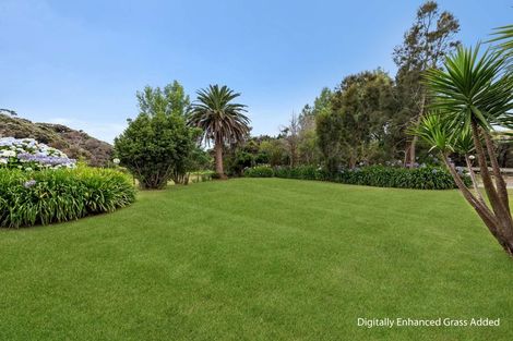 Photo of property in 3265 South Head Road, South Head, Helensville, 0874