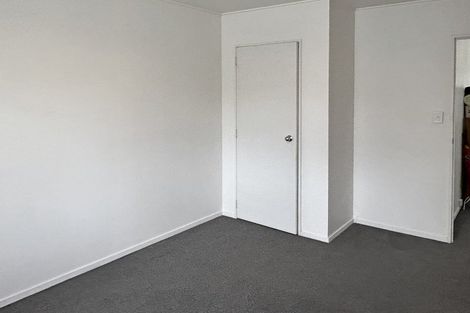 Photo of property in 15 Pisces Road, Glen Eden, Auckland, 0602