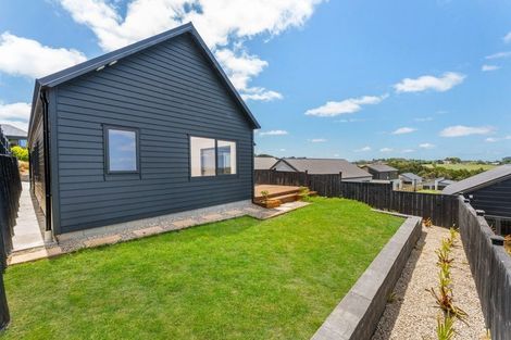 Photo of property in 6 Ngarara Court, Warkworth, 0985