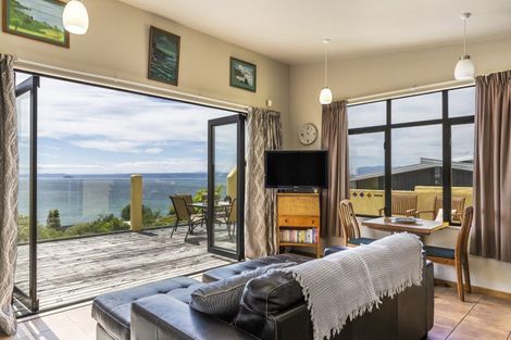 Photo of property in 18 Turangitukua Terrace, Kuratau, Turangi, 3381