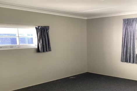 Photo of property in 261 Marine Parade, New Brighton, Christchurch, 8061