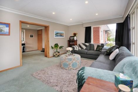 Photo of property in 27 Salford Street, Windsor, Invercargill, 9810