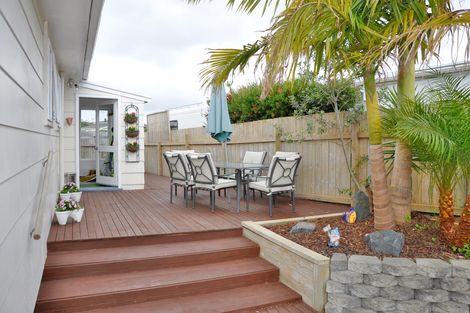 Photo of property in 21 Snells Beach Road, Snells Beach, 0920