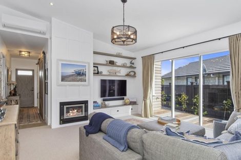 Photo of property in 3 Astelia Lane, Papamoa Beach, Papamoa, 3118