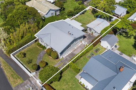 Photo of property in 16 Princes Street, Northcote Point, Auckland, 0627