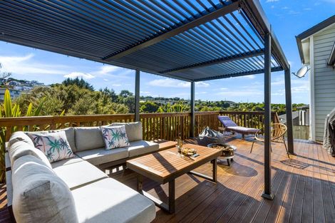 Photo of property in 9 Taraire Place, Orewa, 0931