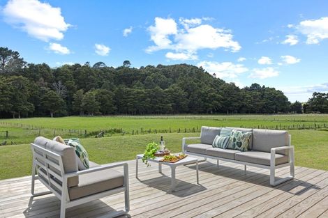 Photo of property in 966 Kahikatea Flat Road, Waitoki, Kaukapakapa, 0871
