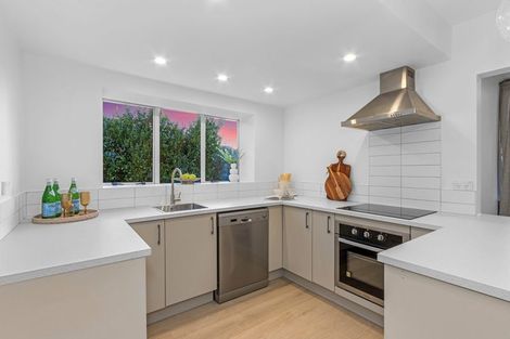 Photo of property in 1/11 Kenwyn Avenue, St Albans, Christchurch, 8052