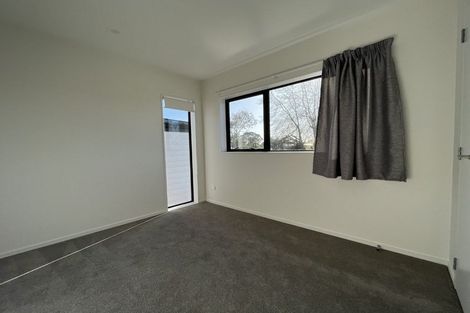 Photo of property in 9/535 Swanson Road, Ranui, Auckland, 0612