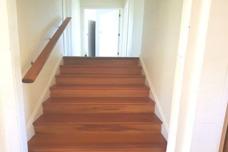 Photo of property in 228 Forrest Hill Road, Forrest Hill, Auckland, 0620