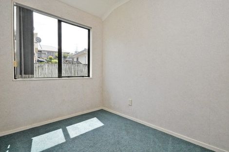 Photo of property in 9 Breenagh Place, Massey, Auckland, 0614