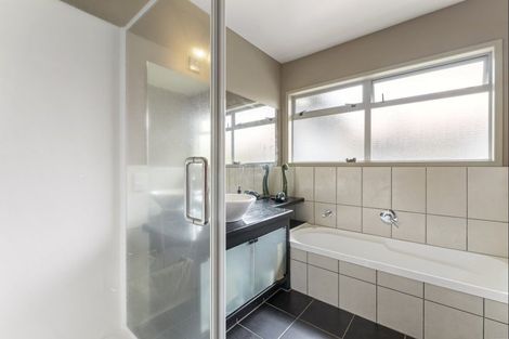 Photo of property in 33 Nautilus Drive, Papamoa Beach, Papamoa, 3118