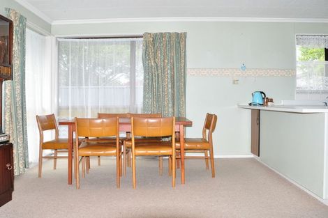 Photo of property in 83 Shamrock Street, Takaro, Palmerston North, 4412