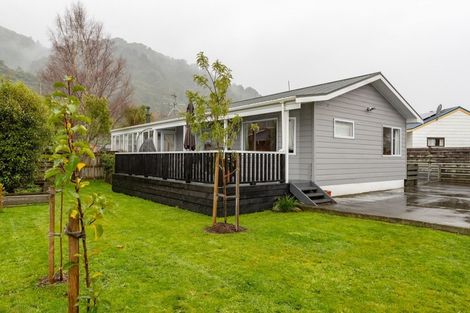 Photo of property in 11 Tulsa Grove, Totara Park, Upper Hutt, 5018