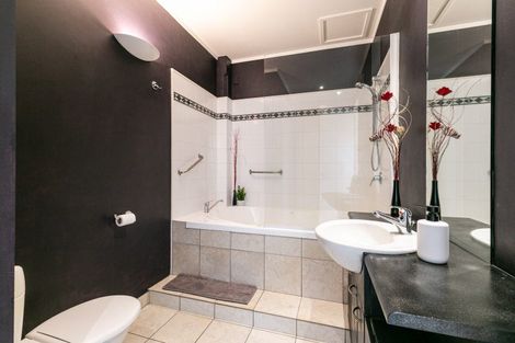 Photo of property in 12/37 Majoribanks Street, Mount Victoria, Wellington, 6011