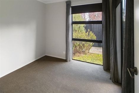 Photo of property in 5 Liquidambar Drive, Hobsonville, Auckland, 0616