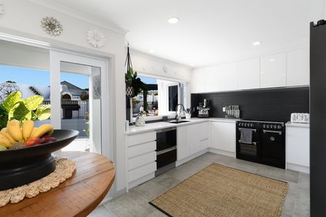 Photo of property in 50 Pembroke Drive, Bethlehem, Tauranga, 3110