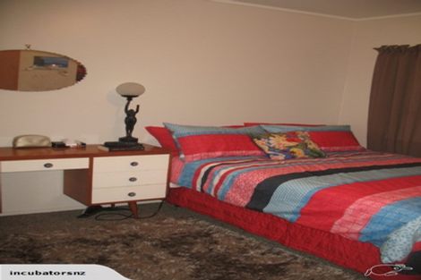 Photo of property in 3/3 Miro Street, Helensville, 0800
