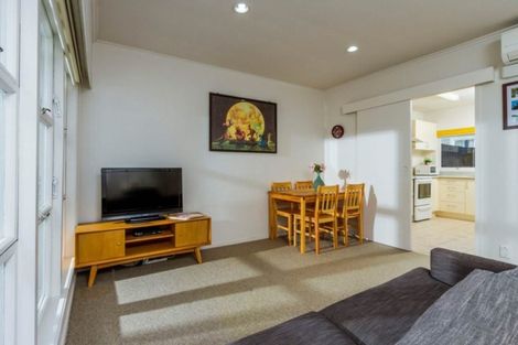 Photo of property in 3/66 Dominion Street, Takapuna, Auckland, 0622