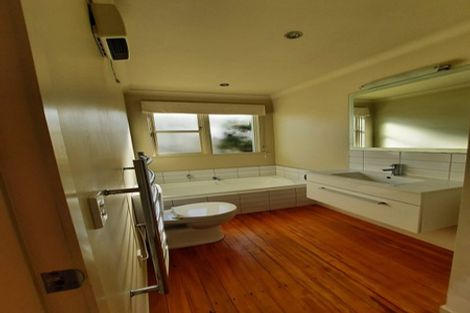 Photo of property in 14 Toru Road, Paraparaumu Beach, Paraparaumu, 5032
