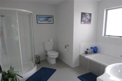 Photo of property in 101 Te Puia Drive, Aotea, Porirua, 5024