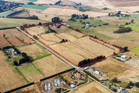 Photo of property in 104 Middle Road, Saint Andrews, Timaru, 7972