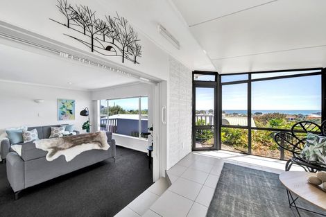 Photo of property in 75 Belt Road, New Plymouth, 4310