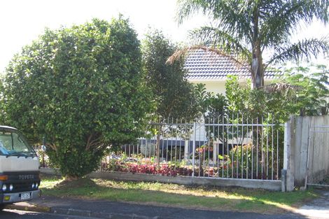 Photo of property in 39 Durham Street, Te Atatu Peninsula, Auckland, 0610