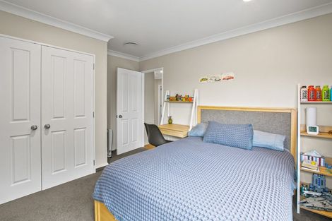 Photo of property in 20 Ashmore Drive, Frankleigh Park, New Plymouth, 4310