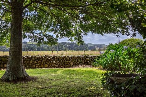 Photo of property in 977 Kakariki Road, Eketahuna, 4995