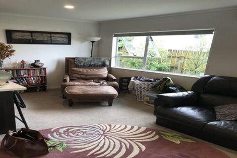 Photo of property in 2 Frank Hewitt Street, Pukekohe, 2120
