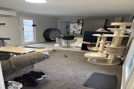 Photo of property in 10 Rewa Street, Takaro, Palmerston North, 4412