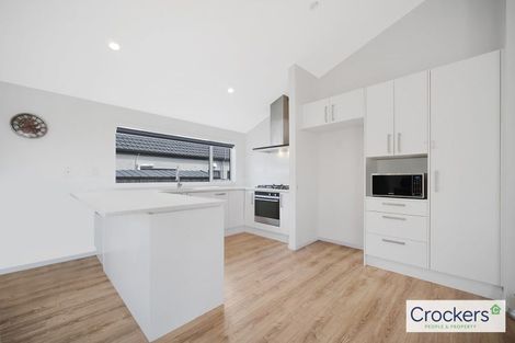 Photo of property in 16 Ararata Lane, Mangere Bridge, Auckland, 2022