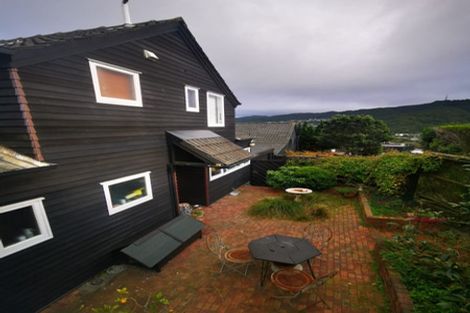 Photo of property in 16 Indira Place, Khandallah, Wellington, 6035