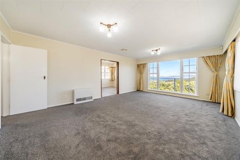 Photo of property in 24 Cypress Drive, Maungaraki, Lower Hutt, 5010