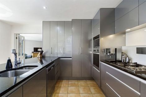 Photo of property in 2/2 Jutland Street, Mairangi Bay, Auckland, 0630