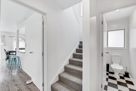 Photo of property in 69 Wellington Street, Nelson South, Nelson, 7010