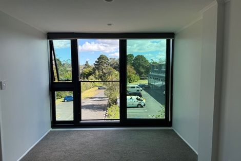 Photo of property in 10d/30 Westward Ho, Glen Eden, Auckland, 0602