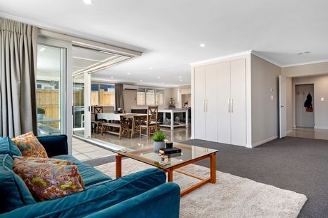 Photo of property in 83 Penetaka Heights, Pyes Pa, Tauranga, 3112