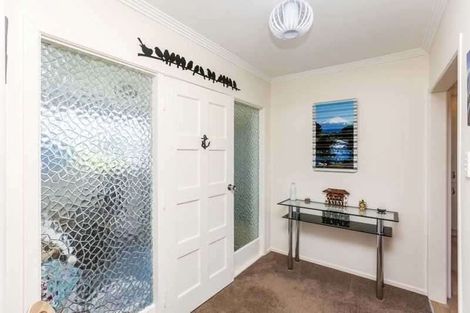 Photo of property in 107 Govett Avenue, Frankleigh Park, New Plymouth, 4310