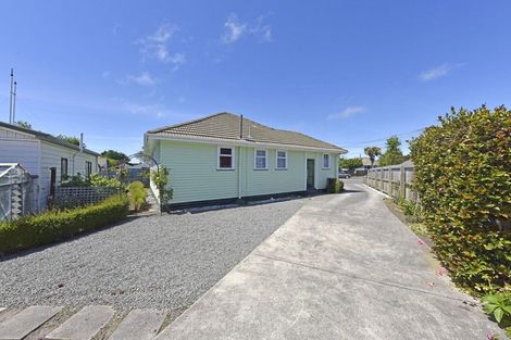 Photo of property in 5 Westcott Street, Dallington, Christchurch, 8061