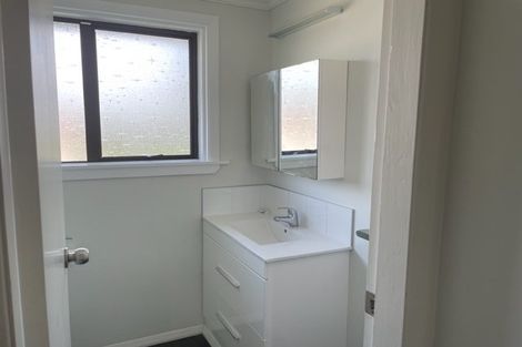 Photo of property in 68b Brooklands Road, Brooklands, New Plymouth, 4310