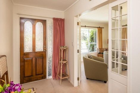 Photo of property in 60 Rewarewa Crescent, Waikanae, 5036