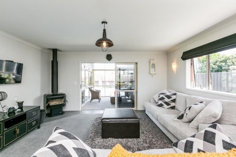 Photo of property in 36 Mcnaughton Place, Onekawa, Napier, 4110