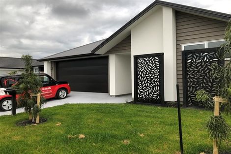 Photo of property in 51 Awataha Crescent, Pyes Pa, Tauranga, 3110