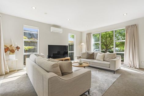 Photo of property in 6 Tuatini Place, Long Bay, Auckland, 0630